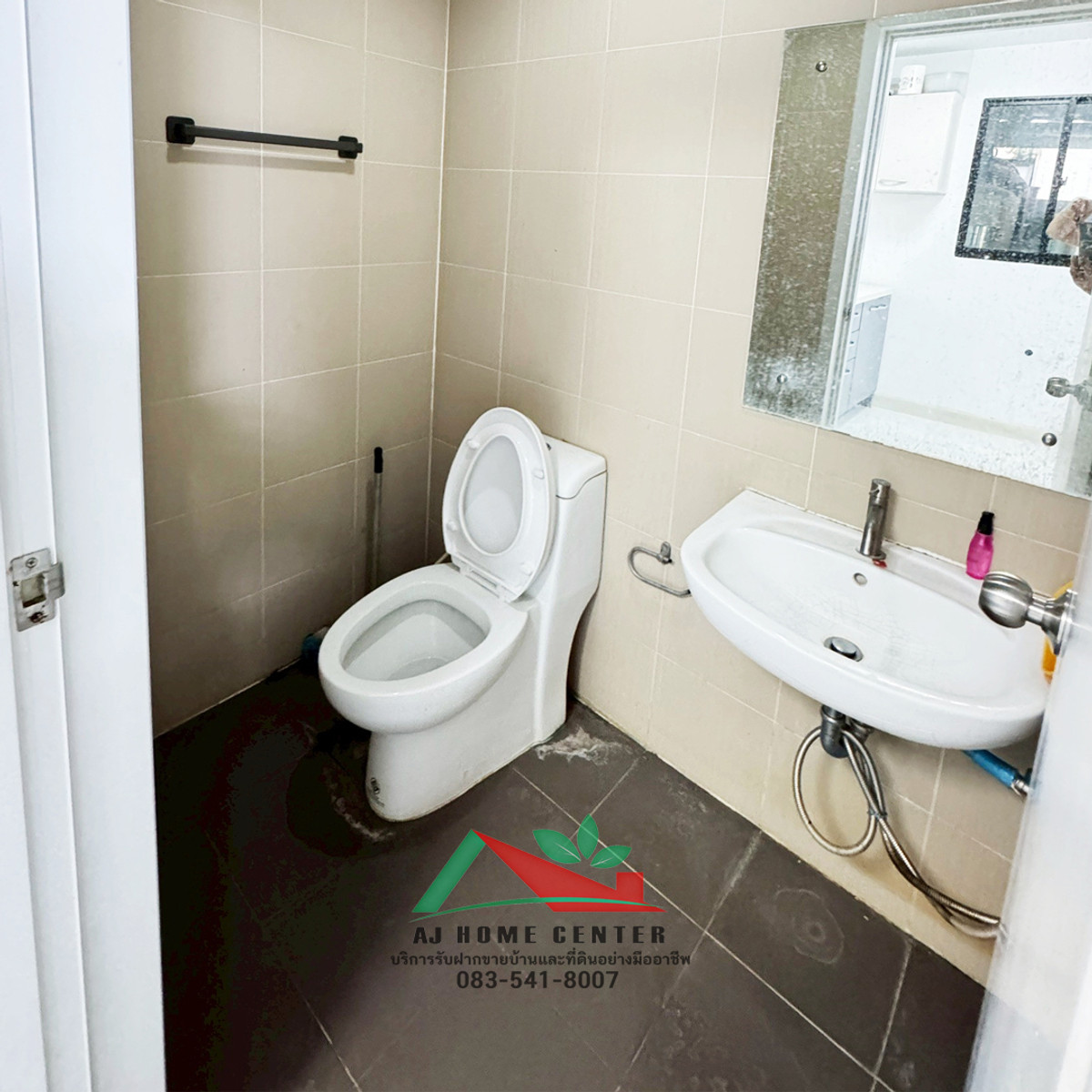 ให้เช่าทาวน์โฮม3ชั้น 43.1ตรว. หลังมุม ม.เดอะคอนเนคอัพ3 วงแหวน-บางแค พร้อมเข้าอยู่ จอดรถได้5คัน Loading...