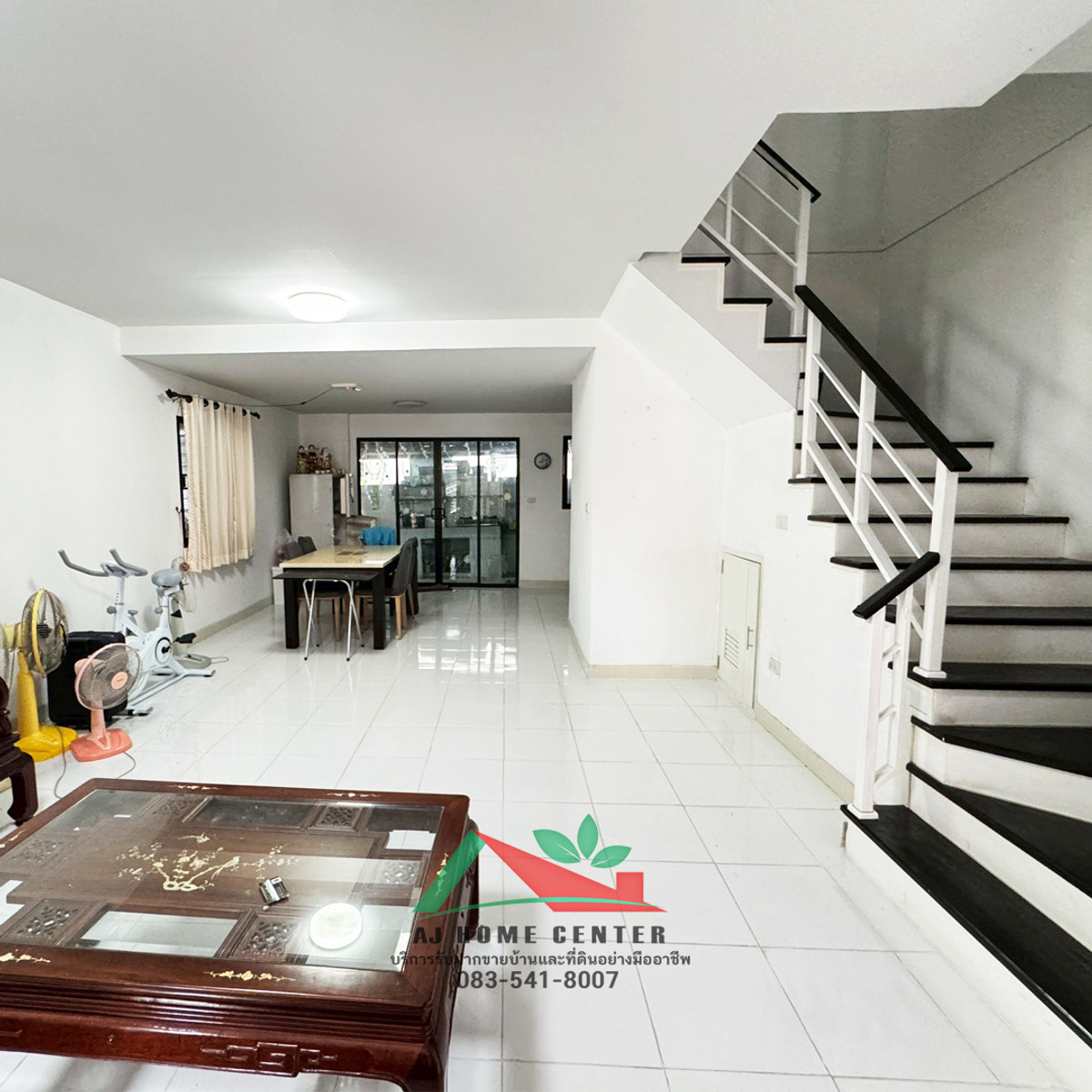 ให้เช่าทาวน์โฮม3ชั้น 43.1ตรว. หลังมุม ม.เดอะคอนเนคอัพ3 วงแหวน-บางแค พร้อมเข้าอยู่ จอดรถได้5คัน Loading...