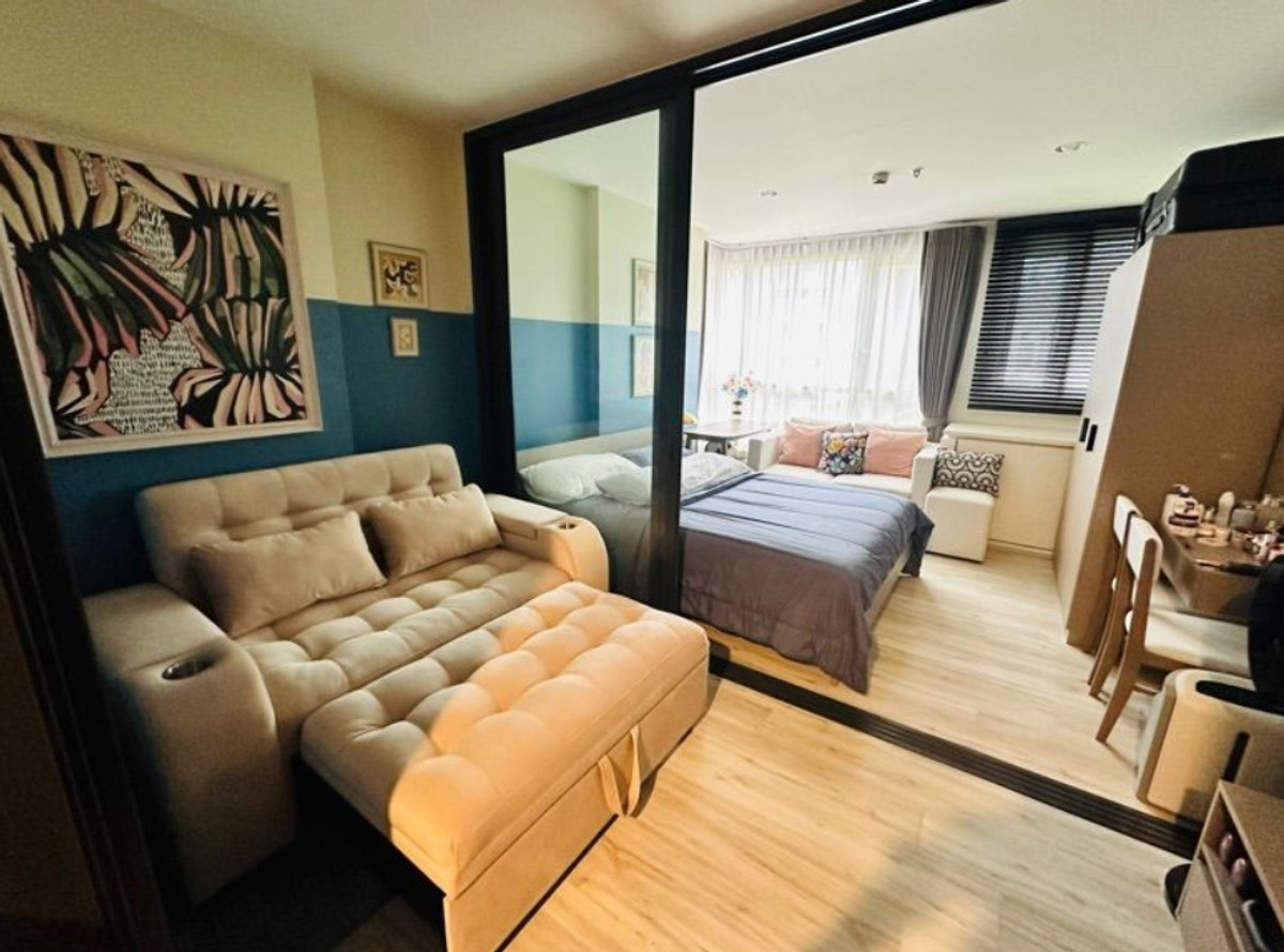 For rent: XT Huai Khwang, 6th floor. Loading...