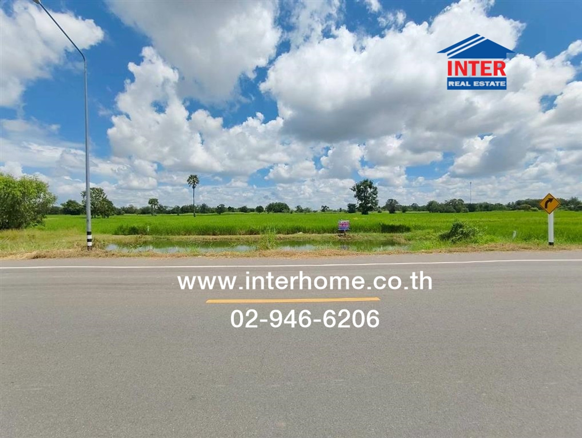 Empty land 5 rai 72 sq m. Land, Samrong Village. Mueang Buriram District Near Mana Cafe Buriram Road number 226 Road number บร.3021 Muang Buriram Buriram Loading...