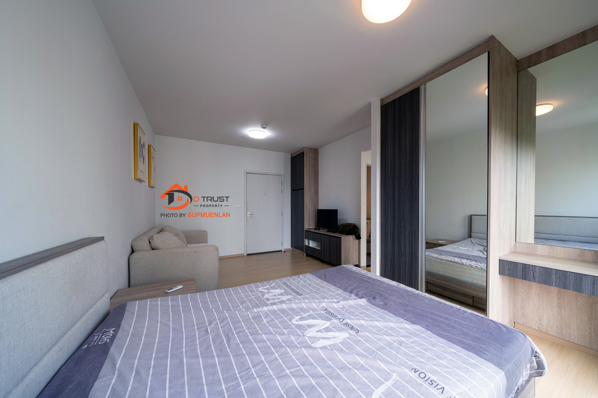 Condo for rent, Unio Sukhumvit 72, Phase 2, near BTS Bearing, 5th floor, ready to move in. Loading...