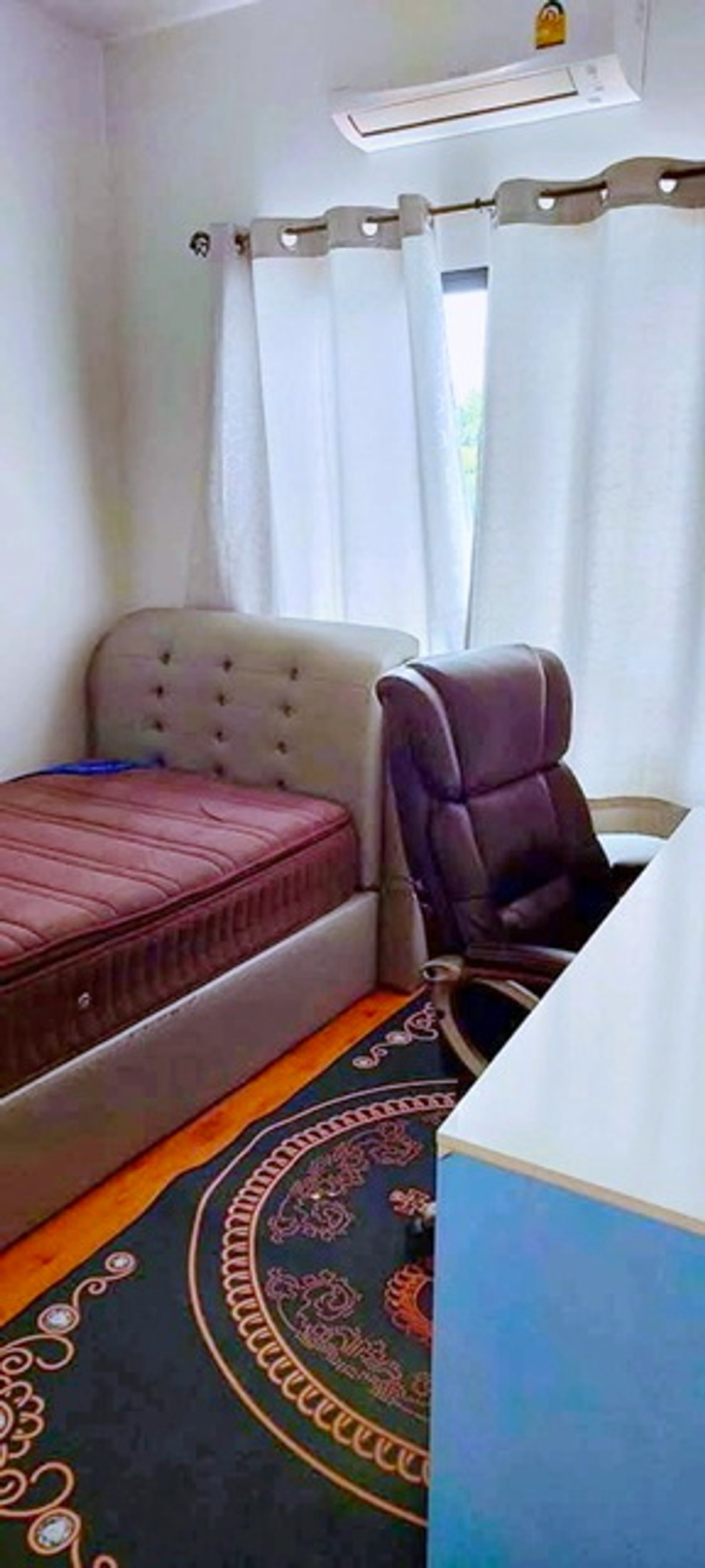 หลังมุม เดอะทรัสต์ 3 นอน ราชพฤกษ์-รัตนาธิเบศร์ ปากเกร็ด MRT บางรักใหญ่ 3.2 กม. ให้เช่าทาวน์เฮ้าส์ 2 ชั้น2 น้ำ ตลาดสดท่าอิฐ 2.6 กม. Loading...