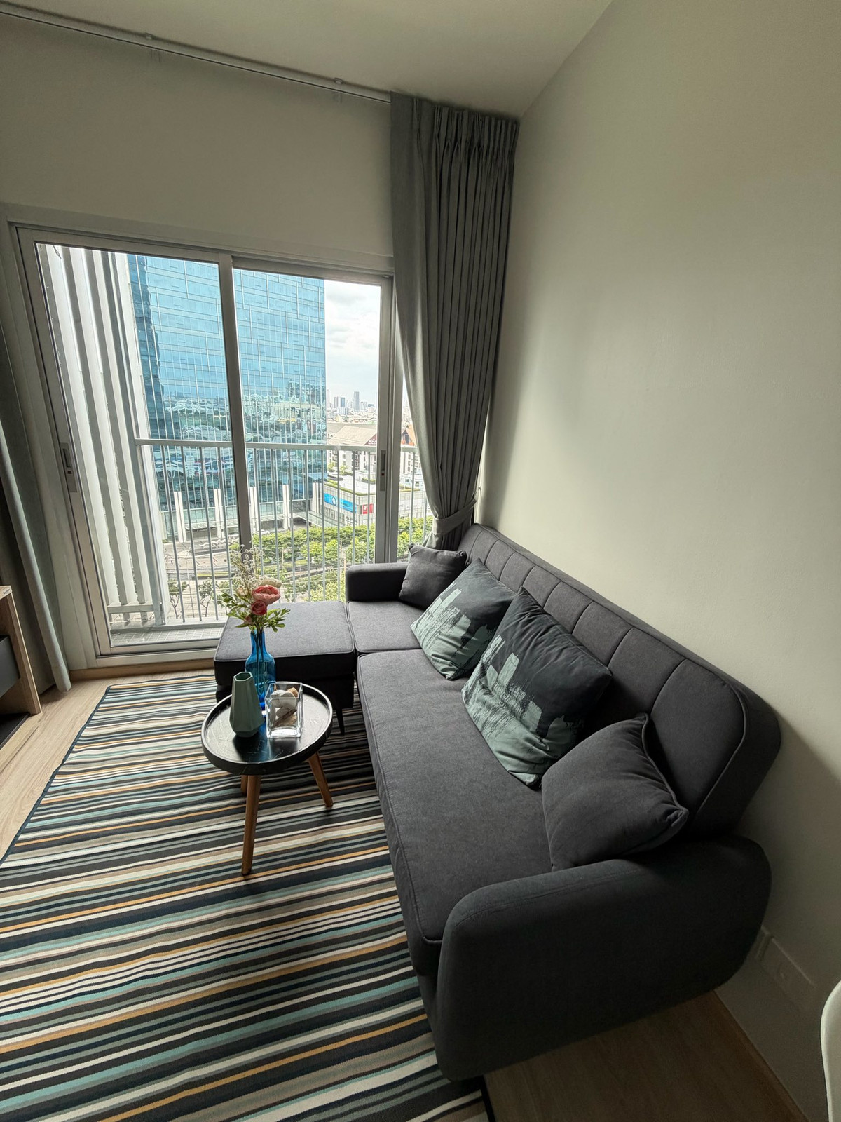ให้เช่าคอนโดรัชดา ห้วยขวาง : เช่า- Noble Revolve Ratchada | โนเบิล รีวอล์ฟ รัชดา  