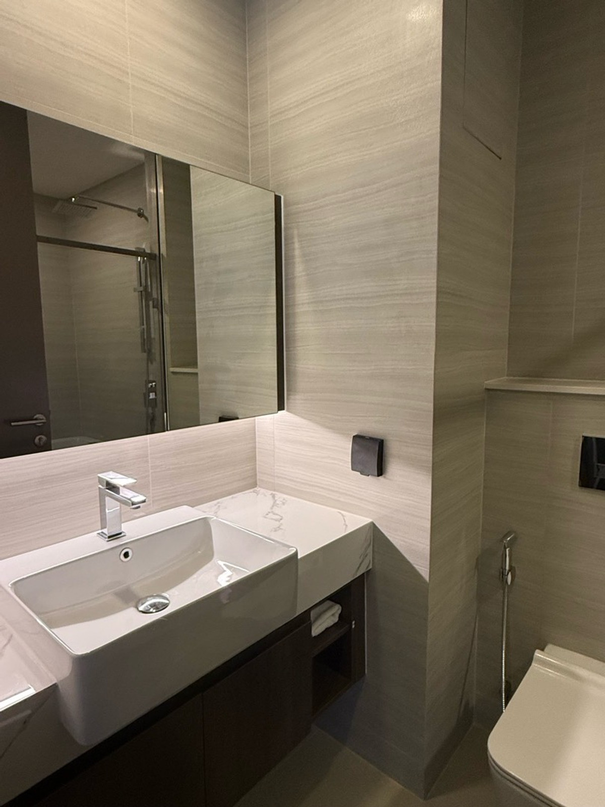 ขายคอนโดสุขุมวิท อโศก ทองหล่อ : 🔥ขายด่วน🔥พาร์ค ออริจิ้น ทองหล่อ เฟอร์นิเจอร์ครบพร้อมเข้าอยู่ ใกล้ BTS ทองหล่อ