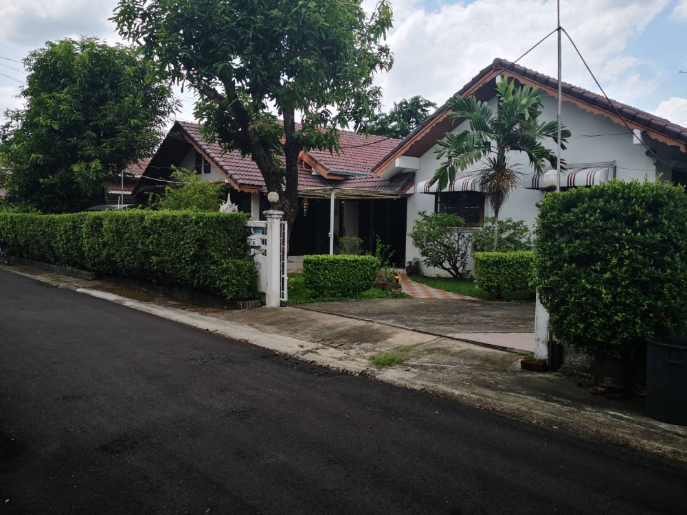 ขายบ้านเกษตร นวมินทร์ ลาดปลาเค้า : ขายบ้านเดียว 
นวมินทร์68 (rear item )