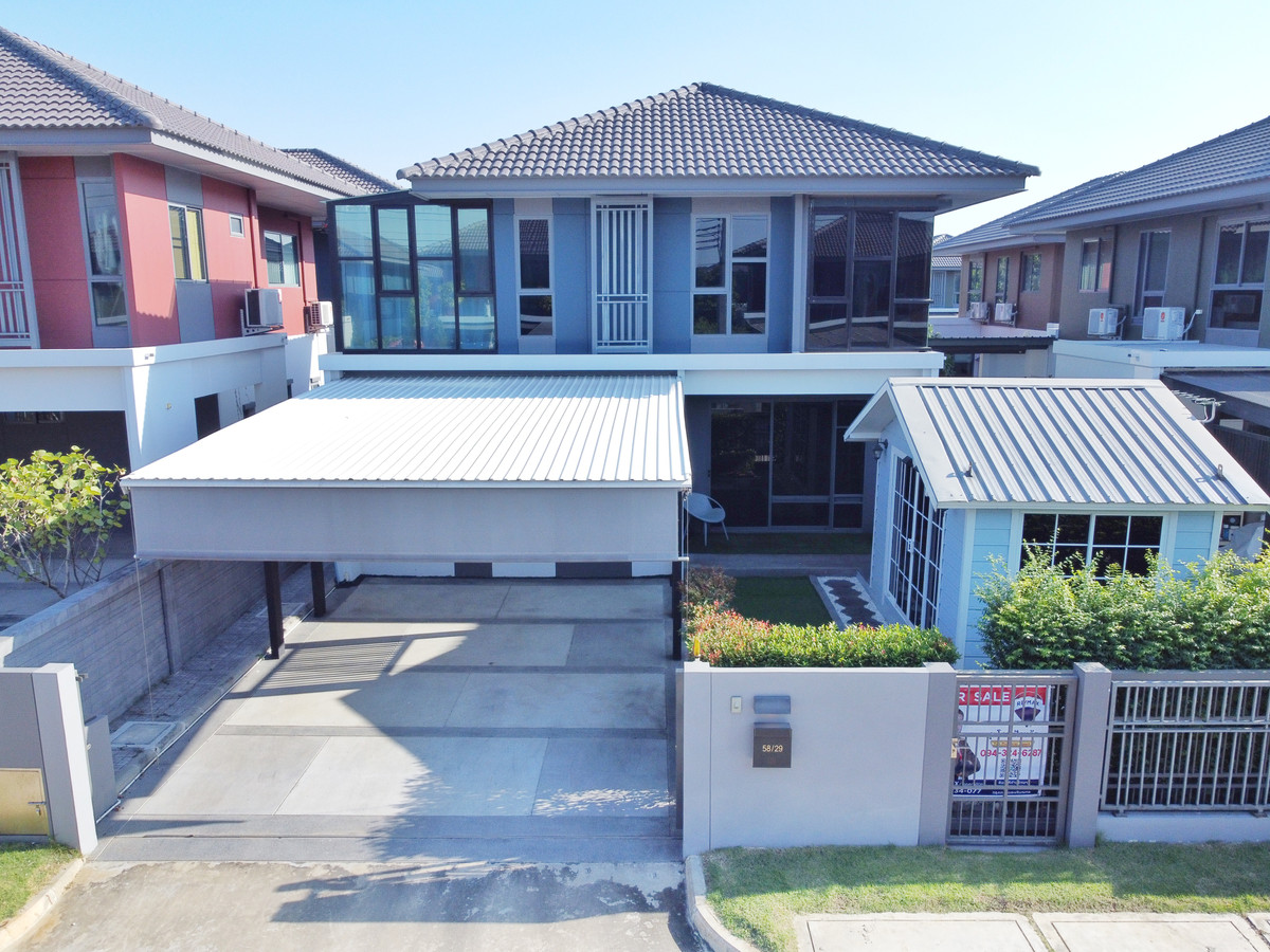 For SaleHouseChaengwatana, Muangthong : Single house for sale, Saransiri, Chaiyaphruek-Chaengwattana, project beginning, 5 years old, fully renovated, with guest house | Close to expressway and BTS | Only 6.5 million