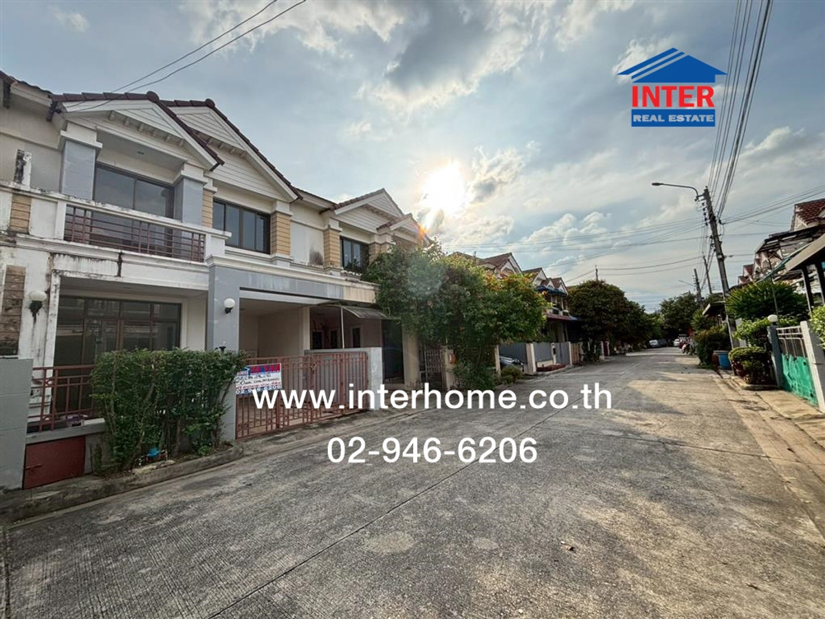 ทาวน์เฮ้าส์ 2 ชั้น 30 ตร.ว. หมู่บ้านทิพย์พิมาน บ้านริมคลอง ถนนทางหลวงชนบทหมายเลข นบ.1009 ถนนกาญจนาภิเษก บางใหญ่ นนทบุรี Loading...