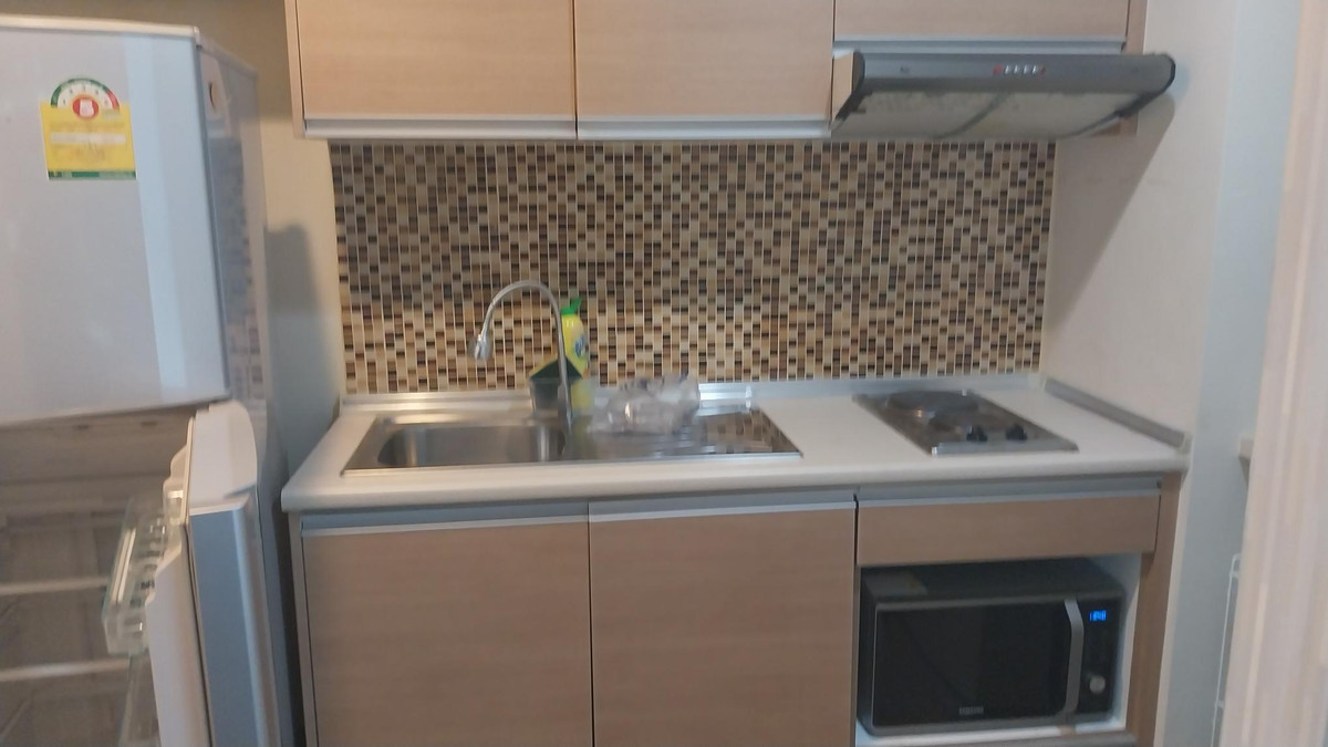 ให้เช่าสตูดิโอ 40 ตรม. ชั้นต่ำ ที่ Le Luk สุขุมวิท 71 ราคาพิเศษ 18,000 บาทต่อเดือน ถ.สุขุมวิท 71 ใกล้ BTS พระโขนง Loading...