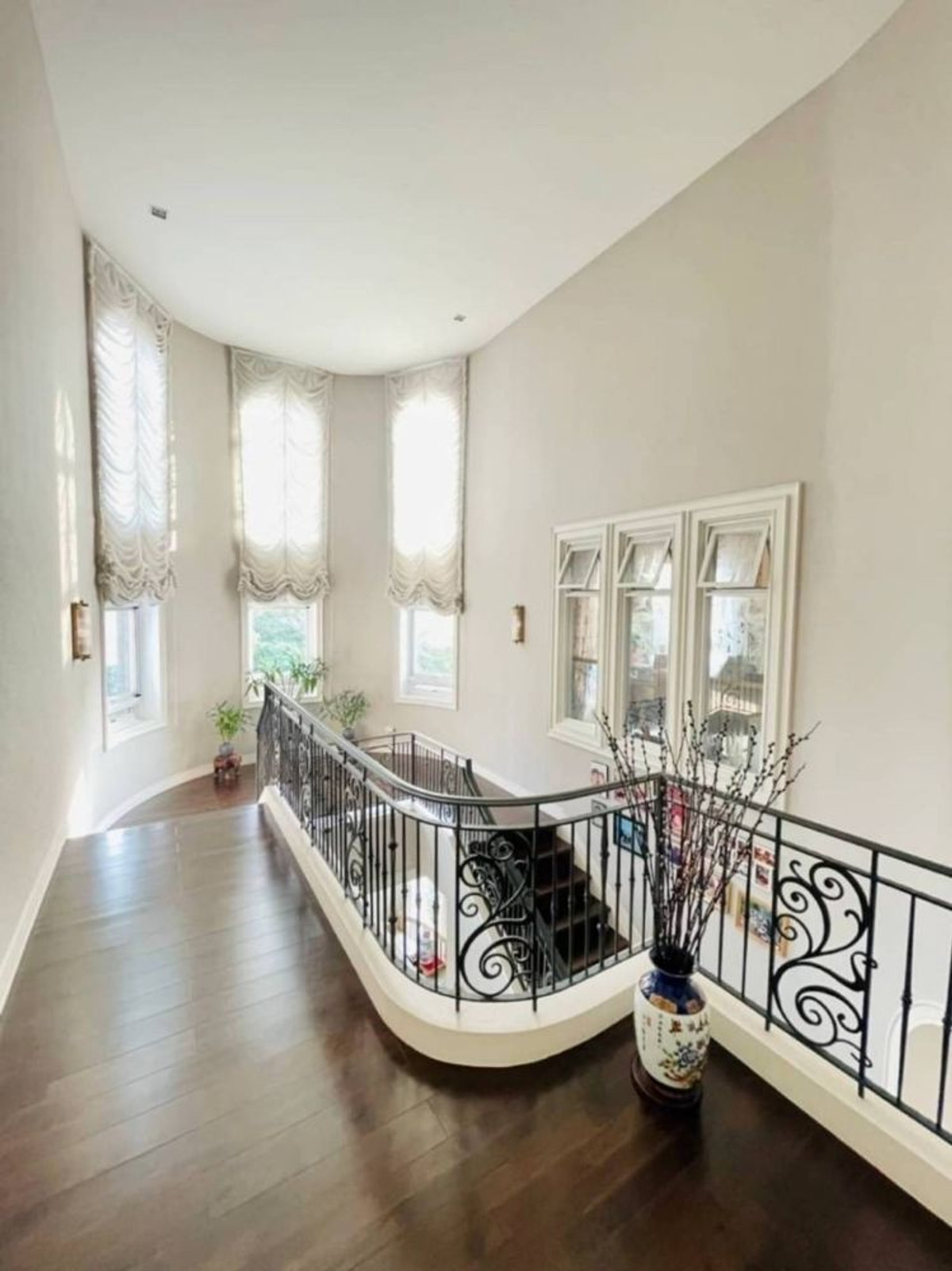 ขายบ้านเดี่ยว 2 ชั้น ลดาวัลย์ ราชพฤกษ์ - ปิ่นเกล้า ทำเลดี เดินทางสะดวก Loading...