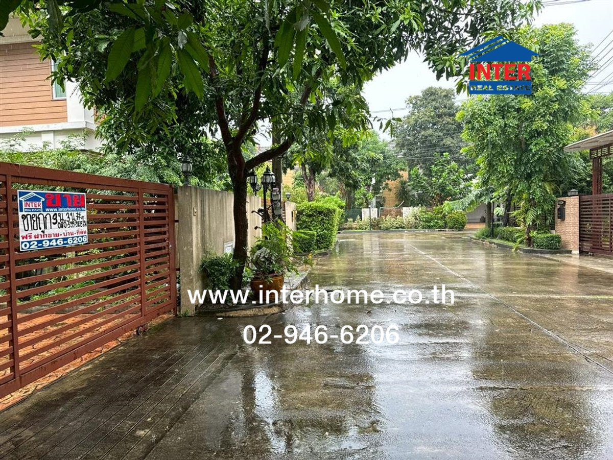 บ้านเดี่ยว 2 ชั้น 70 ตร.ว. หมู่บ้านดิเอสทาน่า พระราม5 ถนนนครอินทร์ ถนนบางกรวย-ไทรน้อย บางกรวย นนทบุรี Loading...