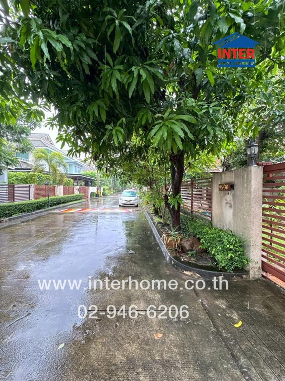 บ้านเดี่ยว 2 ชั้น 70 ตร.ว. หมู่บ้านดิเอสทาน่า พระราม5 ถนนนครอินทร์ ถนนบางกรวย-ไทรน้อย บางกรวย นนทบุรี Loading...