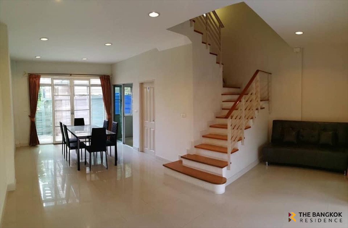 For SaleTownhomeThaphra, Talat Phlu, Wutthakat : 🏠 3-Storey Townhome, Baan Klang Muang Sathorn–Taksin 1 in the heart of Sathorn–Taksin area, near BTS Wutthakat