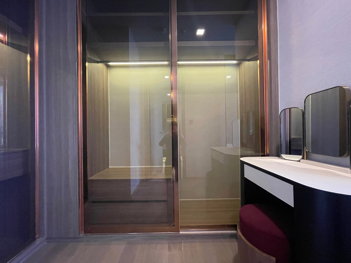 ให้เช่า Celes Asoke 2 ห้องนอน 2 ห้องน้ำ 86 ตร.ม. 120,000 บาท Loading...