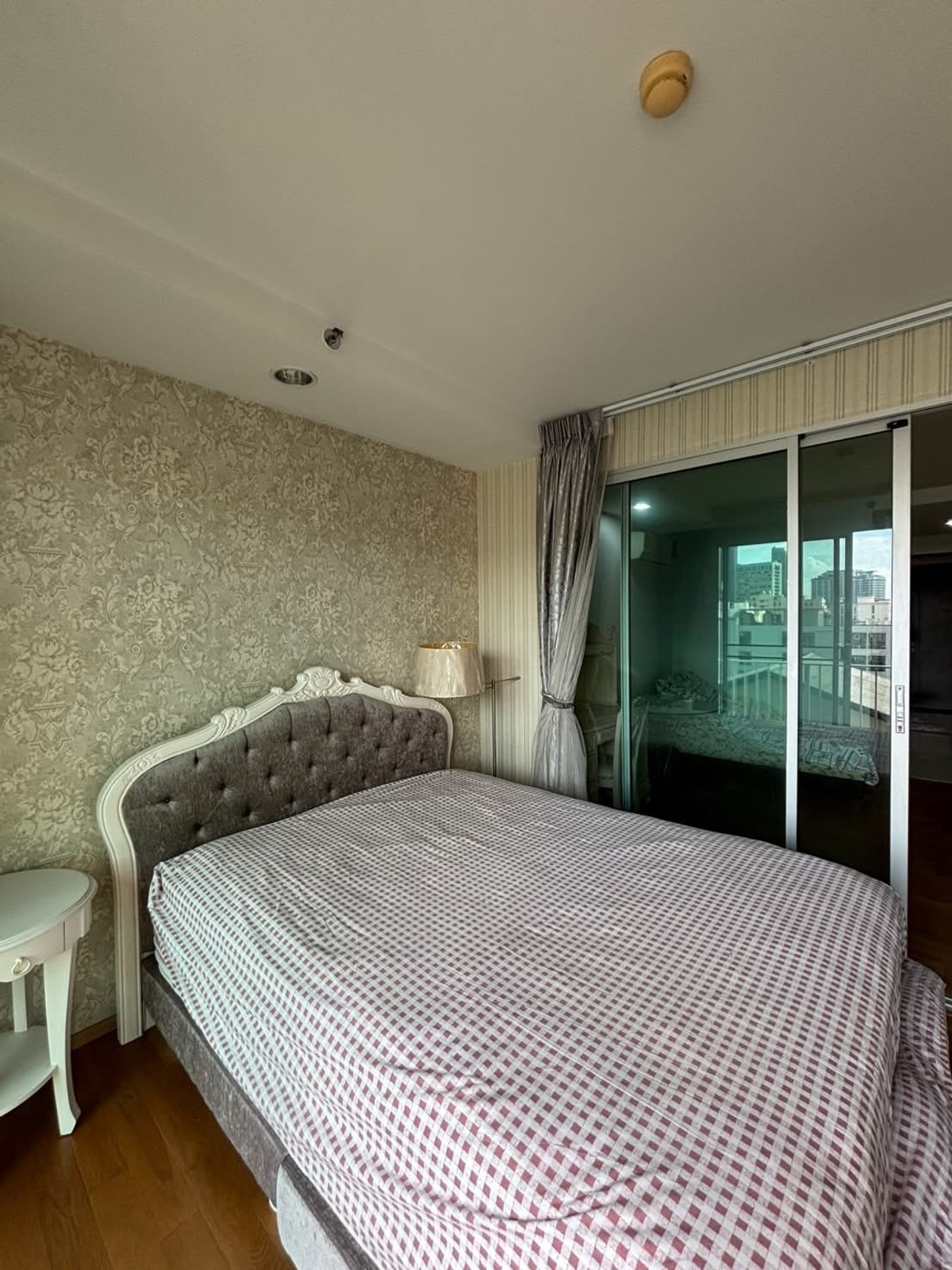 ให้เช่าคอนโดลาดพร้าว เซ็นทรัลลาดพร้าว : ★ The Line Phaholyothin Park ★ 38 ตรม.,ชั้น 5 (1 ห้องนอน 1 ห้องน้ำ), ★ใกล้ mrt พหลโยธิน ★ใกล้ เซนทรัลลาดพร้าว และยูเนี่ยนมอลล์ ★ สิ่งอำนวยความสะดวกมากมาย★ เครื่องใช้ไฟฟ้าครบครัน★ 