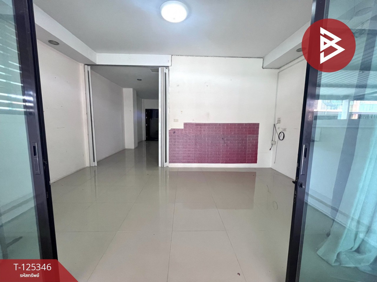 Townhouse for sale The Home Park Village, Phan Thong (The Home Park), Chonburi Loading...