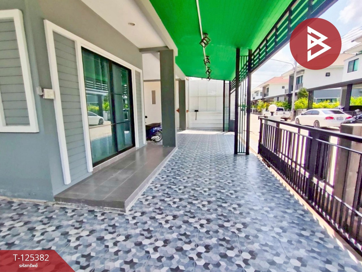 Semi-detached house for sale, Maruay Riverside Village, Bang Pakong (Baan Maruay Riverside), Chachoengsao. Loading...