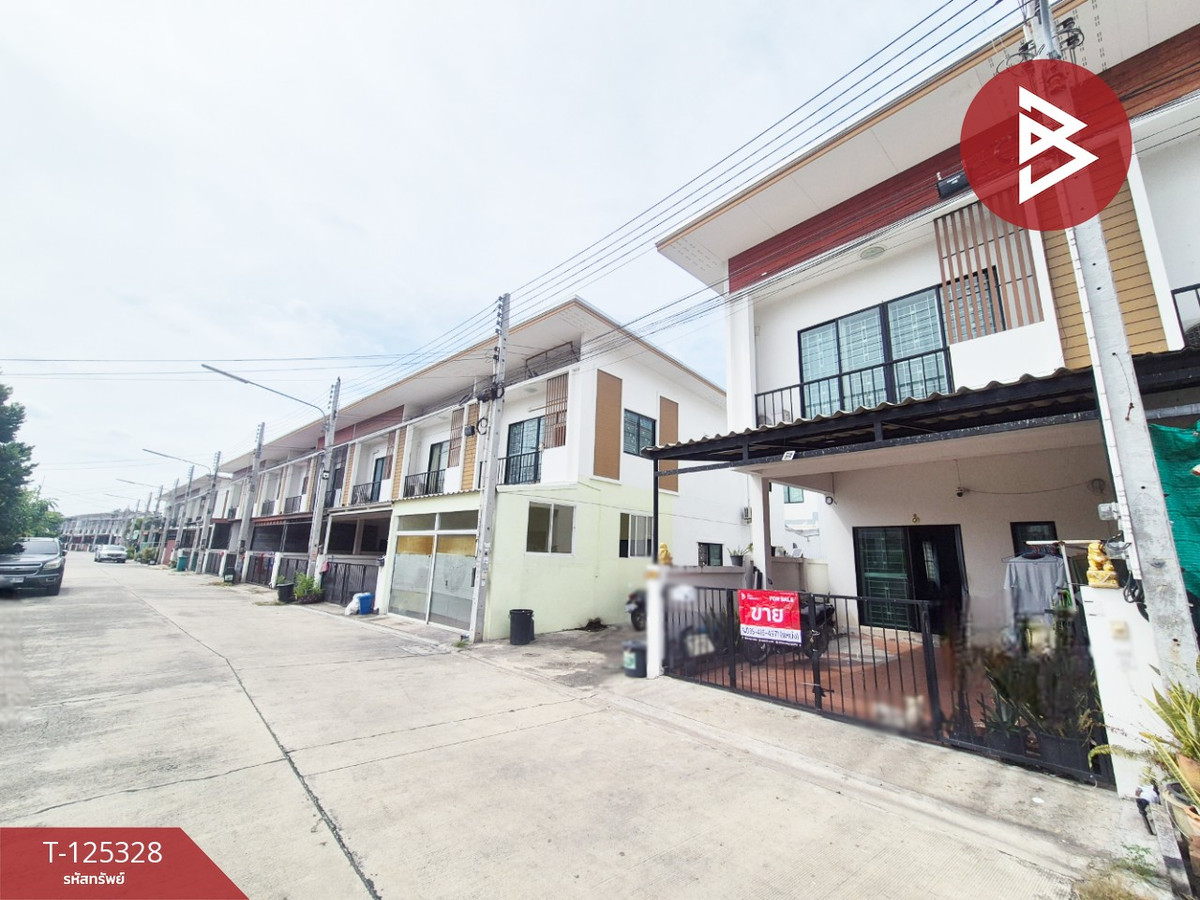 ขายทาวน์เฮ้าส์ หมู่บ้านแพนนาเซียวิลล์ ชลบุรี (Panacea Ville) พร้อมเข้าอยู่ Loading...