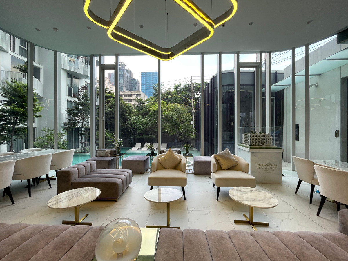 ขายคอนโดสุขุมวิท อโศก ทองหล่อ : ขายคอนโด Chewathai Residence Thonglor ทำเลทองหล่อ 20 เดินถึงได้ทั้งเอกมัย-ทองหล่อ เงียบสงบ เป็นส่วนตัว พร้อมอยู่ Fully Fitted พร้อมเฟอร์ฯ เครื่องใช้ไฟฟ้า ครบ