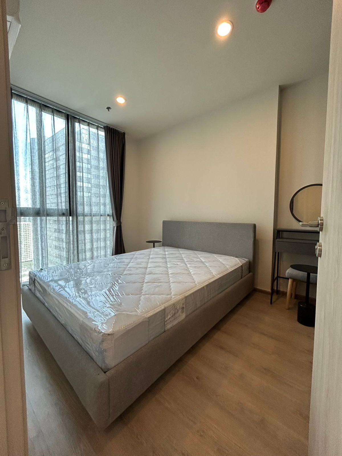 (𝗙𝗼𝗿 𝗿𝗲𝗻𝘁) Nue District R9 (30sq.m.) | 𝗥𝗲𝗻𝘁 18,000 𝗧𝗛𝗕/𝗠𝗼𝗻𝘁𝗵 ✨ Ready to move  📞 Tel / WhatsApp: 093-169-4849 📮 LINE: @bkk849 📱 WeChat: home849 Loading...
