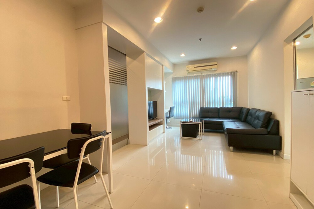 For SaleCondoWongwianyai, Charoennakor : 🔥 For Sale !! big size, East Facing, rare item, Good location!!🔥Code C20221204571..........Q House Condo Sathorn, 1 bedroom, 1 bathroom, furnished, Special Deal!!📣📣