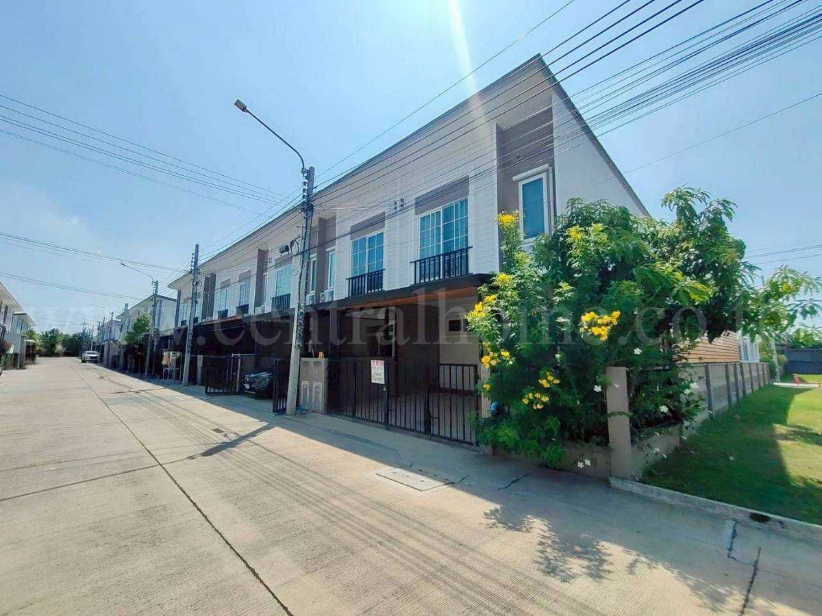 ทาวน์โฮม คาซ่า วอเตอร์ไซด์ ราชพฤกษ์ - พระราม 5 หลังมุม  Loading...