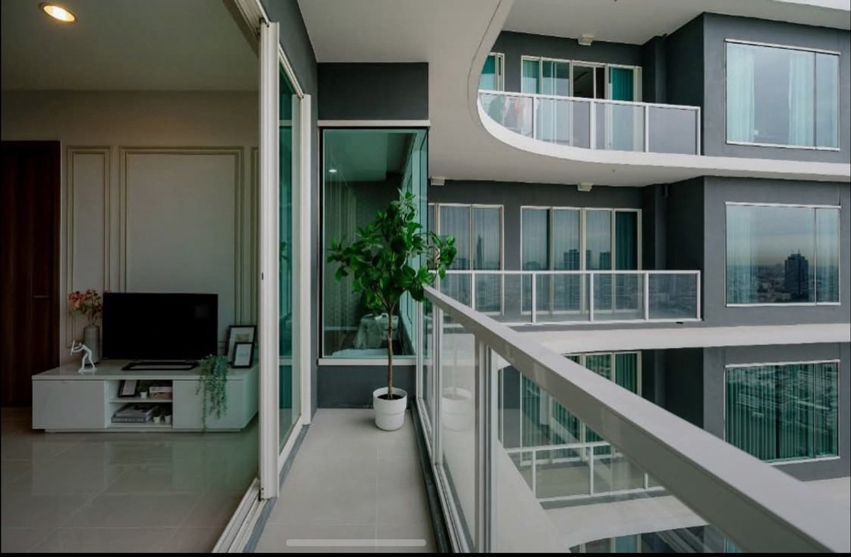 For RentCondoSathorn, Narathiwat : For rent 📍 Menam Residences 📍 2 bedrooms, 2 bathrooms, fully furnished and equipped with appliances