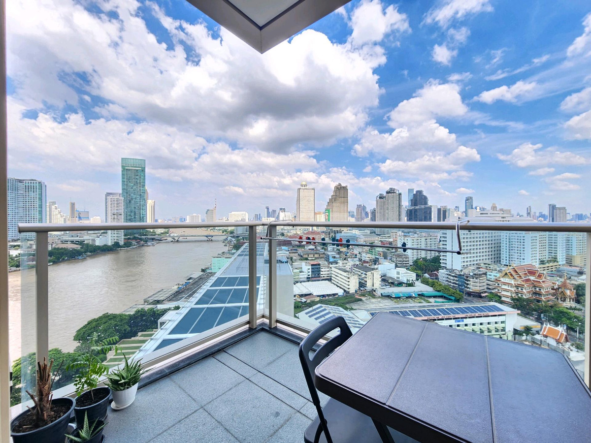 For RentCondoSathorn, Narathiwat : Unrivaled Urban Sanctuary: 3-BR Luxury at Four Seasons Private Residences