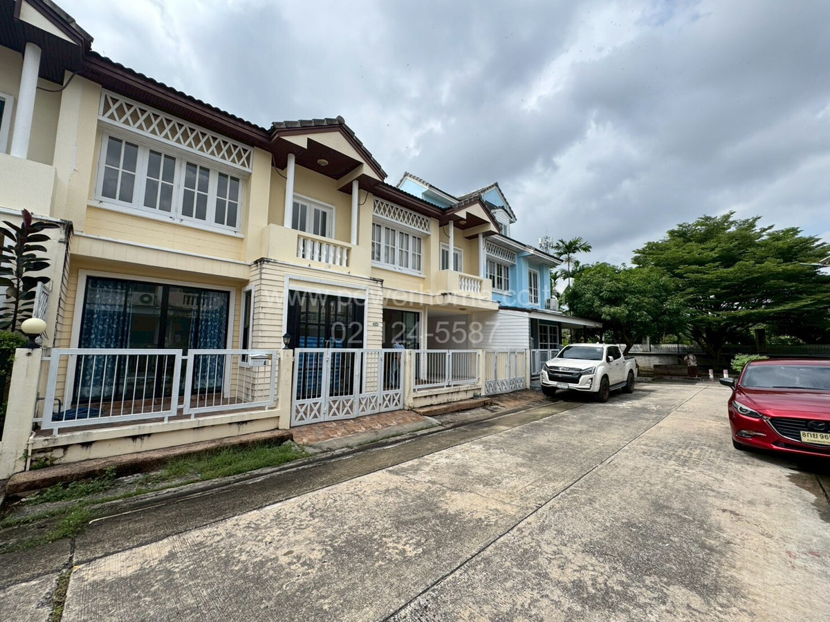 หมู่บ้านวรารักษ์ รามอินทรา  ถนนรามอินทรา แขวงสามวาตะวันตก เขตคลองสามวา กรุงเทพมหานคร   Loading...