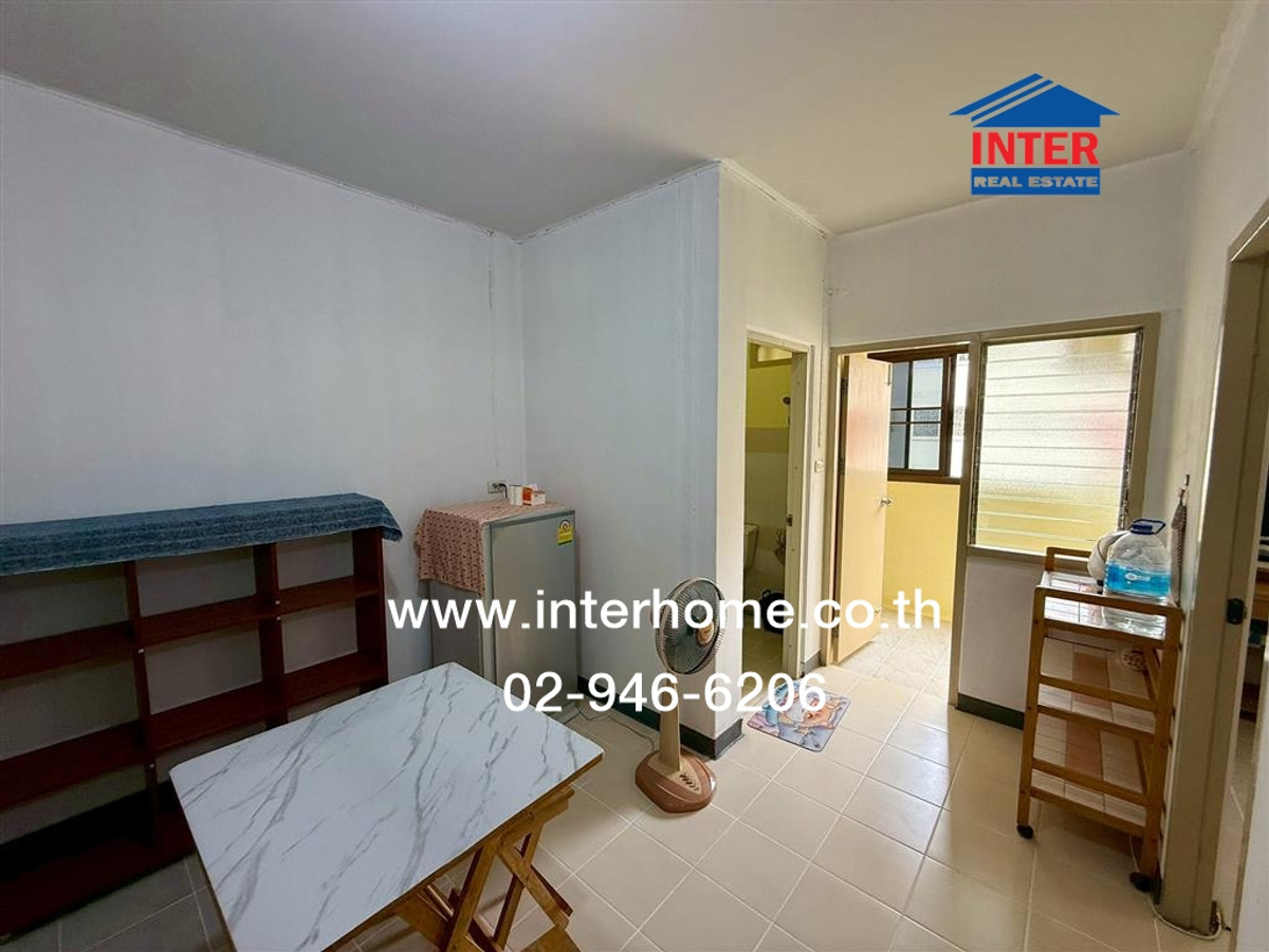 คอนโดมิเนียม 31.85 ตร.ม. บ้านเอื้ออาทรรามอินทรา คู้บอน ซอยคู้บอน27 แยก37 ถนนรามอินทรา ถนนคู้บอน เขตบางเขน กรุงเทพมหานคร Loading...