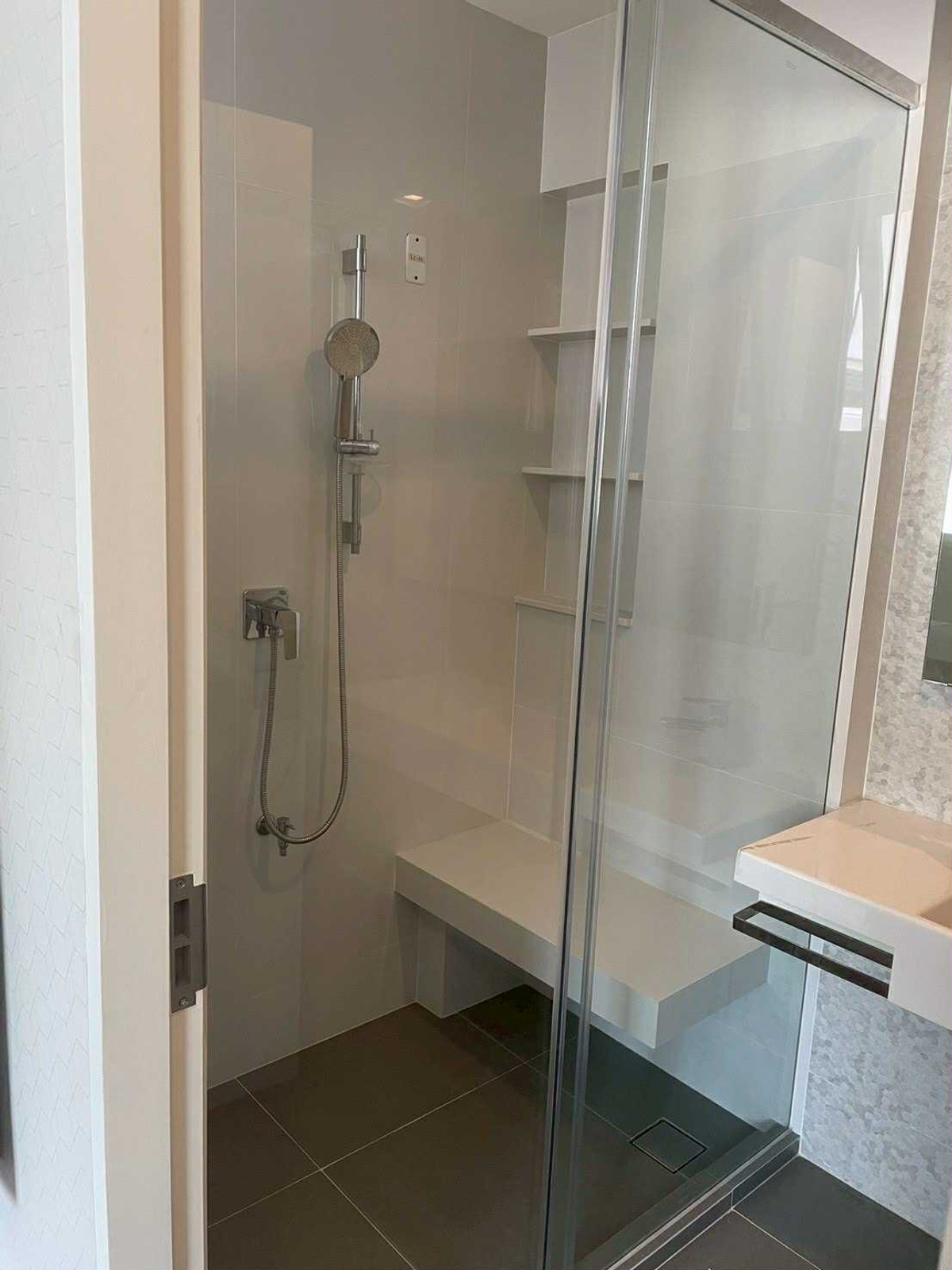 For SaleHouseBangna, Bearing, Lasalle : 122.8 sq m, 4 bedrooms, 5 bathrooms, 2-story detached house, Manthana 2, Bangna Km 7.