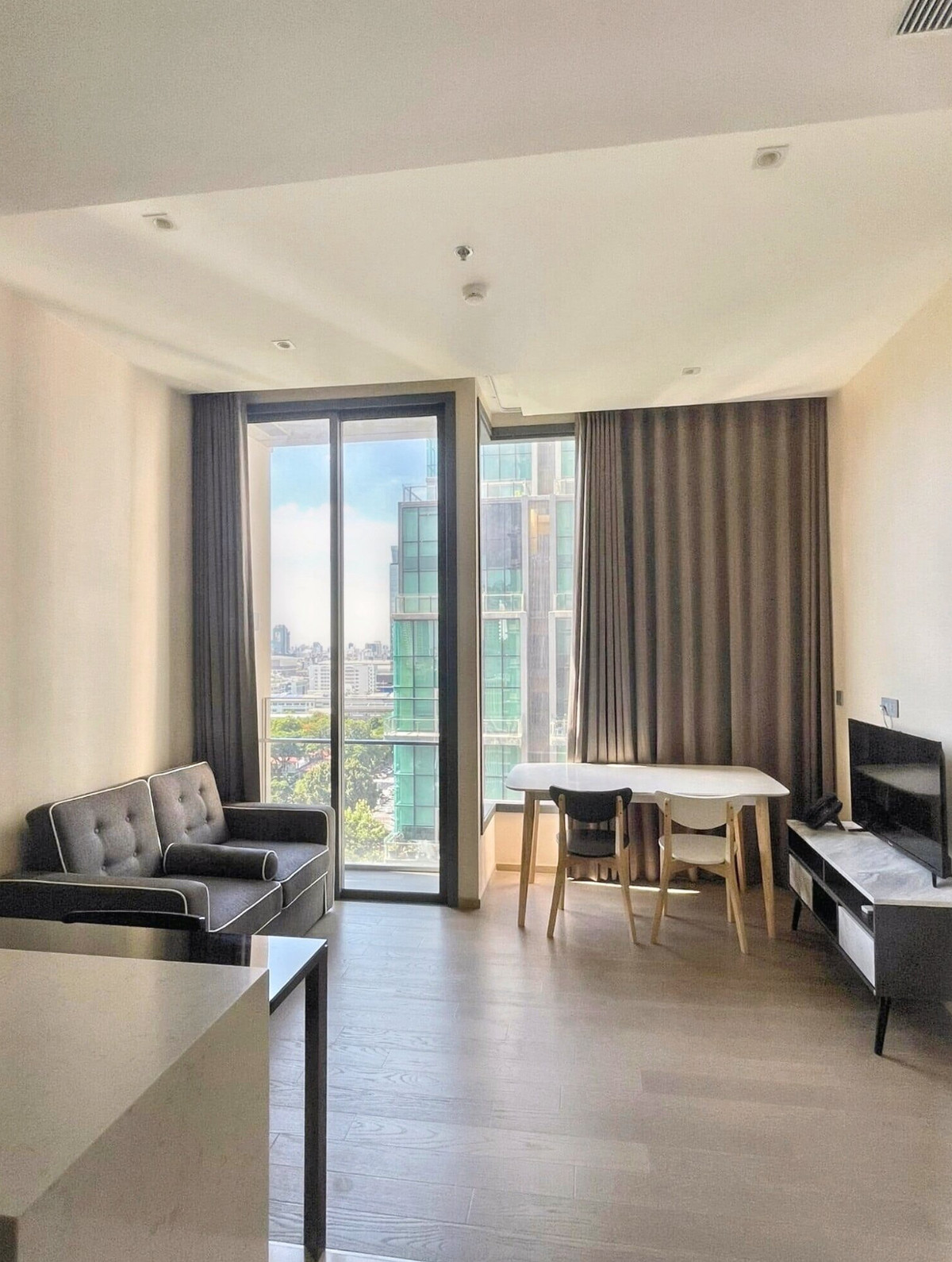 For SaleCondoSukhumvit, Asoke, Thonglor : Luxury at The Esse Asoke 1-Bed, 44 sqm, Foreign Quota – only ฿8.2m (~฿186k/sqm) – unprecedented value in a top-tier address
