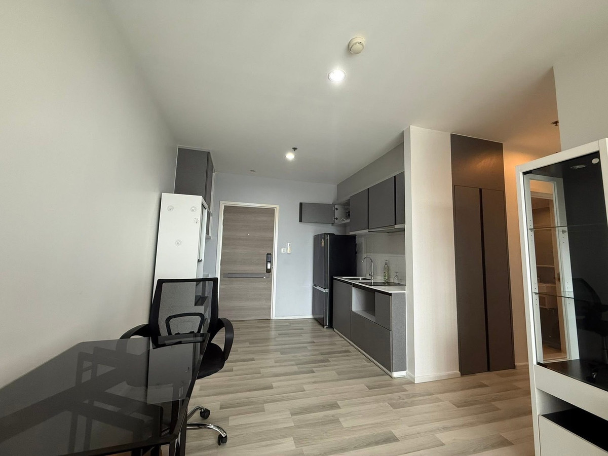 ให้เช่าคอนโดสาทร นราธิวาส : ให้เช่า 📍 The Key Sathorn - Charoenrat 📍 2 ห้องนอน 2 ห้องน้ำ เฟอร์นิเจอร์ และ เครื่องใช้ไฟฟ้าครบ ใกล้ BTS สุรศักดิ์