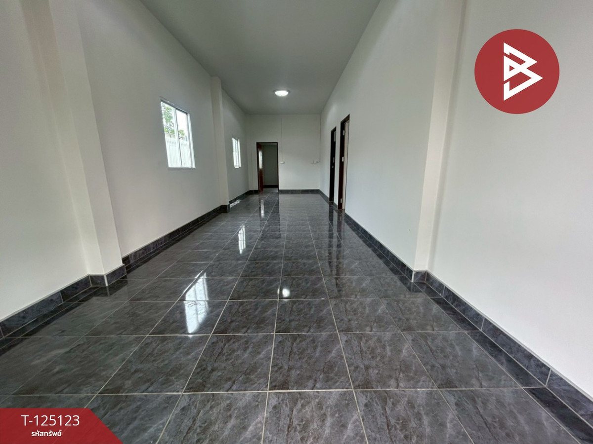 ขายบ้านเดี่ยวชั้นเดียว เนื้อที่ 50.6 ตร.วา พนัสนิคม ชลบุรี Loading...