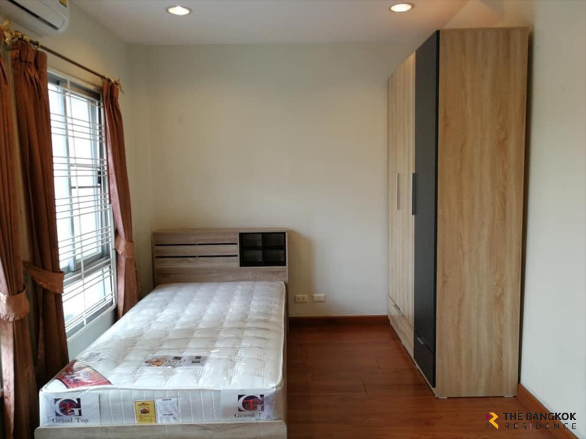 For SaleTownhomeThaphra, Talat Phlu, Wutthakat : 🏠 3-Storey Townhome, Baan Klang Muang Sathorn–Taksin 1 in the heart of Sathorn–Taksin area, near BTS Wutthakat