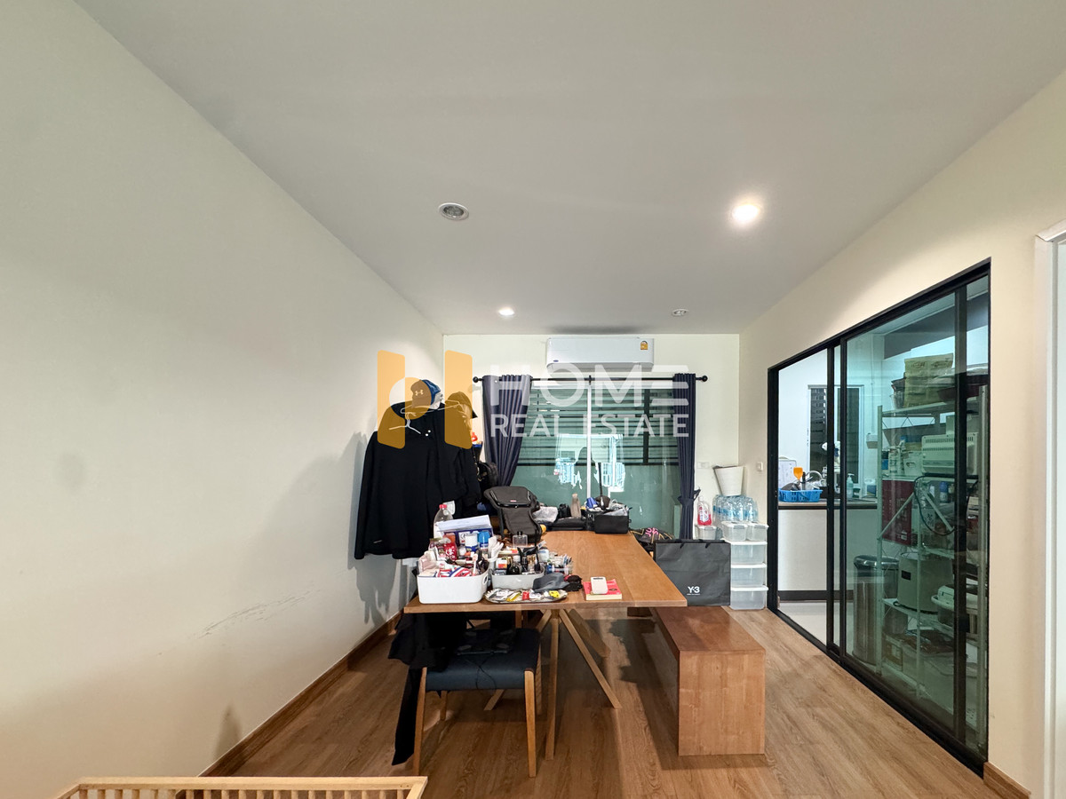 ขายทาวน์โฮมพัฒนาการ ศรีนครินทร์ : ราคาดีสุดในโครงการ ฟังก์ชันครบ พร้อมอยู่ ตำแหน่งดีใกล้สวน✨ วิลเลต ซิตี้ พัฒนาการ / 3 ห้องนอน (ขาย), Villette City Pattanakarn / Townhome 3 Bedrooms (FOR SALE) FON179