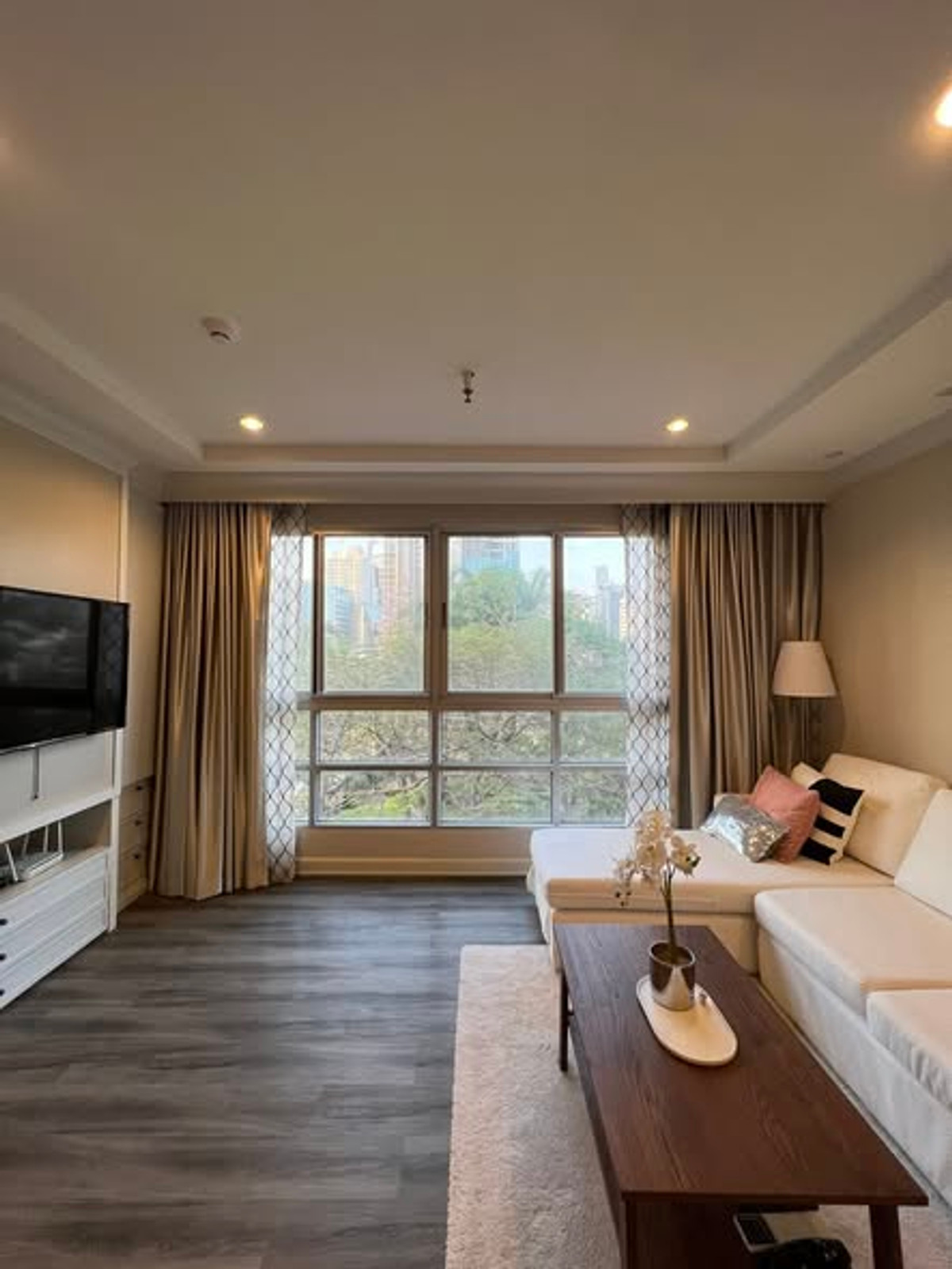 ให้เช่าคอนโดราชเทวี พญาไท : ให้เช่า Pathumwan Resort ราคา 40,000 บาท [NCr251038]