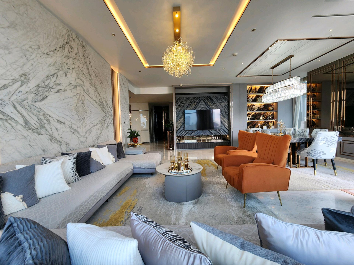 For RentCondoSathorn, Narathiwat : Unrivaled Urban Sanctuary: 3-BR Luxury at Four Seasons Private Residences