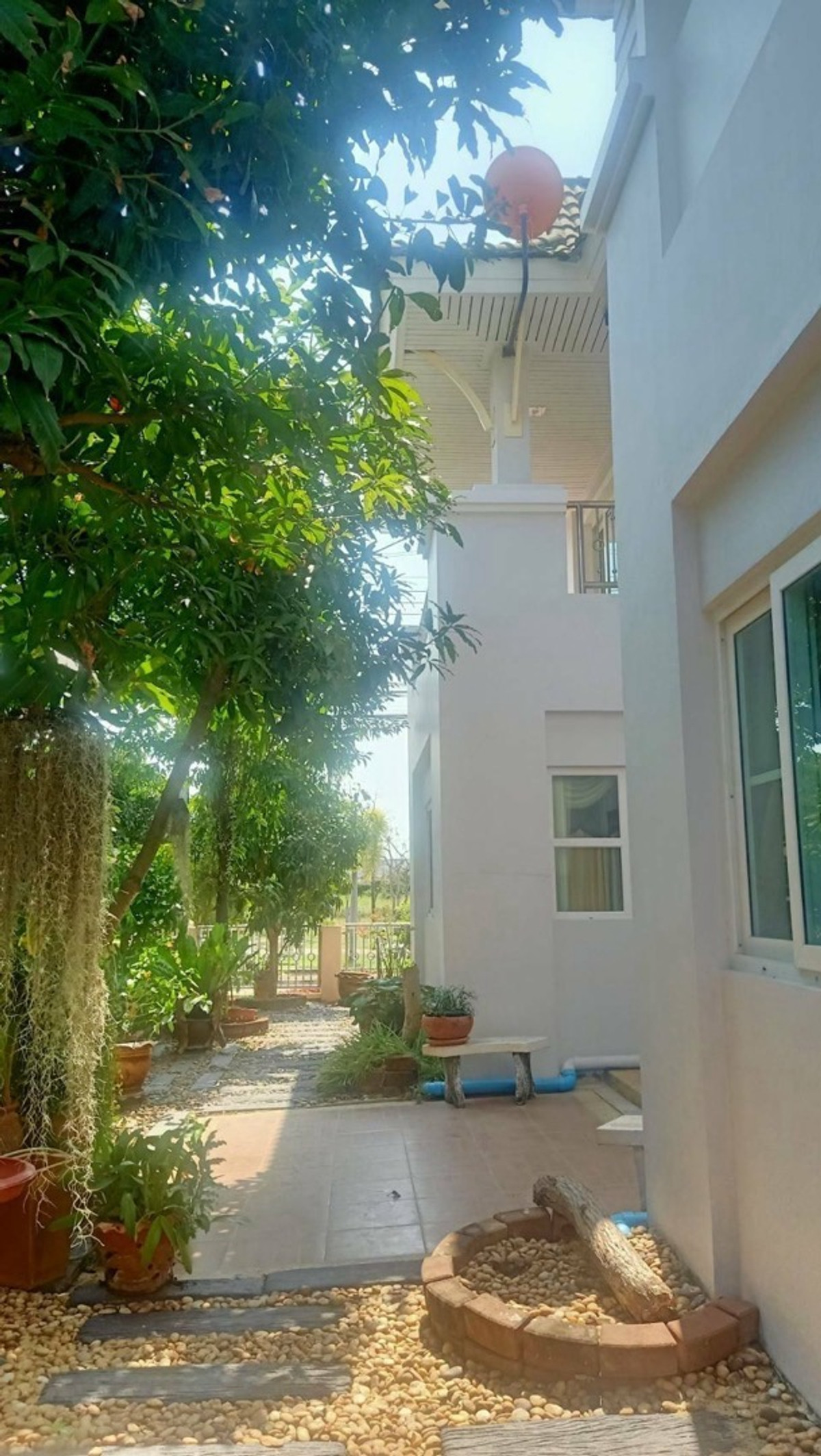 Luxurious detached house for sale Completely furnished throughout, only 9 million, move in immediately! Loading...