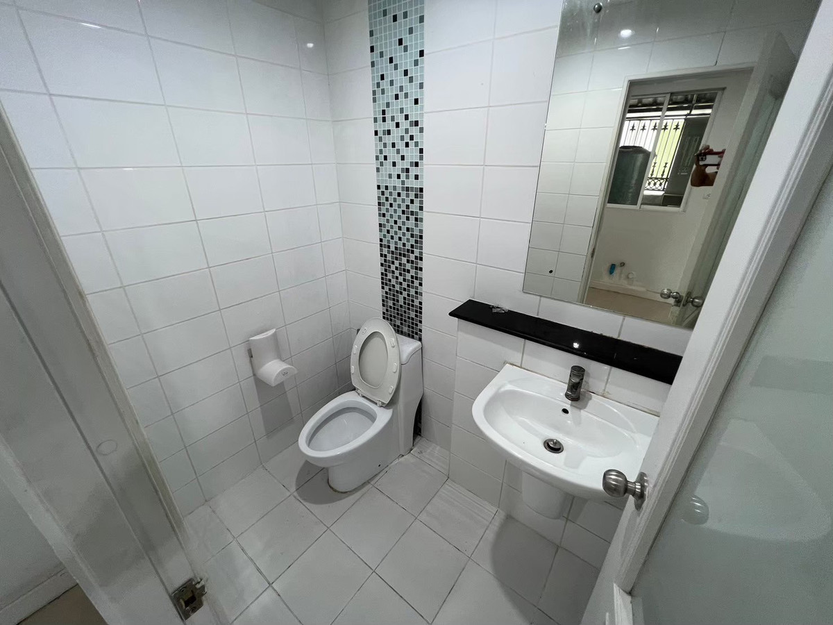 For SaleTownhomeEakachai, Bang Bon : Townhome The Plant Citi Sathorn / 3 Bedrooms (SALE WITH TENANT), The Plant Citi Sathorn / Townhome 3 Bedrooms (SALE WITH TENANT) BALL040