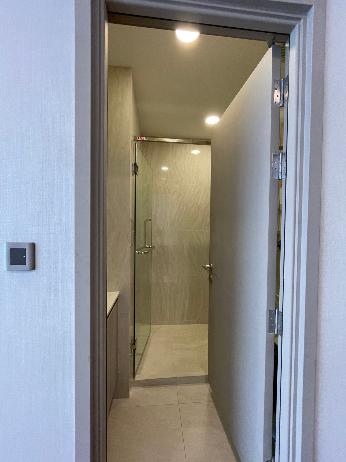 ขายคอนโดสุขุมวิท อโศก ทองหล่อ : ขายคอนโด Chewathai Residence Thonglor ทำเลทองหล่อ 20 เดินถึงได้ทั้งเอกมัย-ทองหล่อ เงียบสงบ เป็นส่วนตัว พร้อมอยู่ Fully Fitted พร้อมเฟอร์ฯ เครื่องใช้ไฟฟ้า ครบ