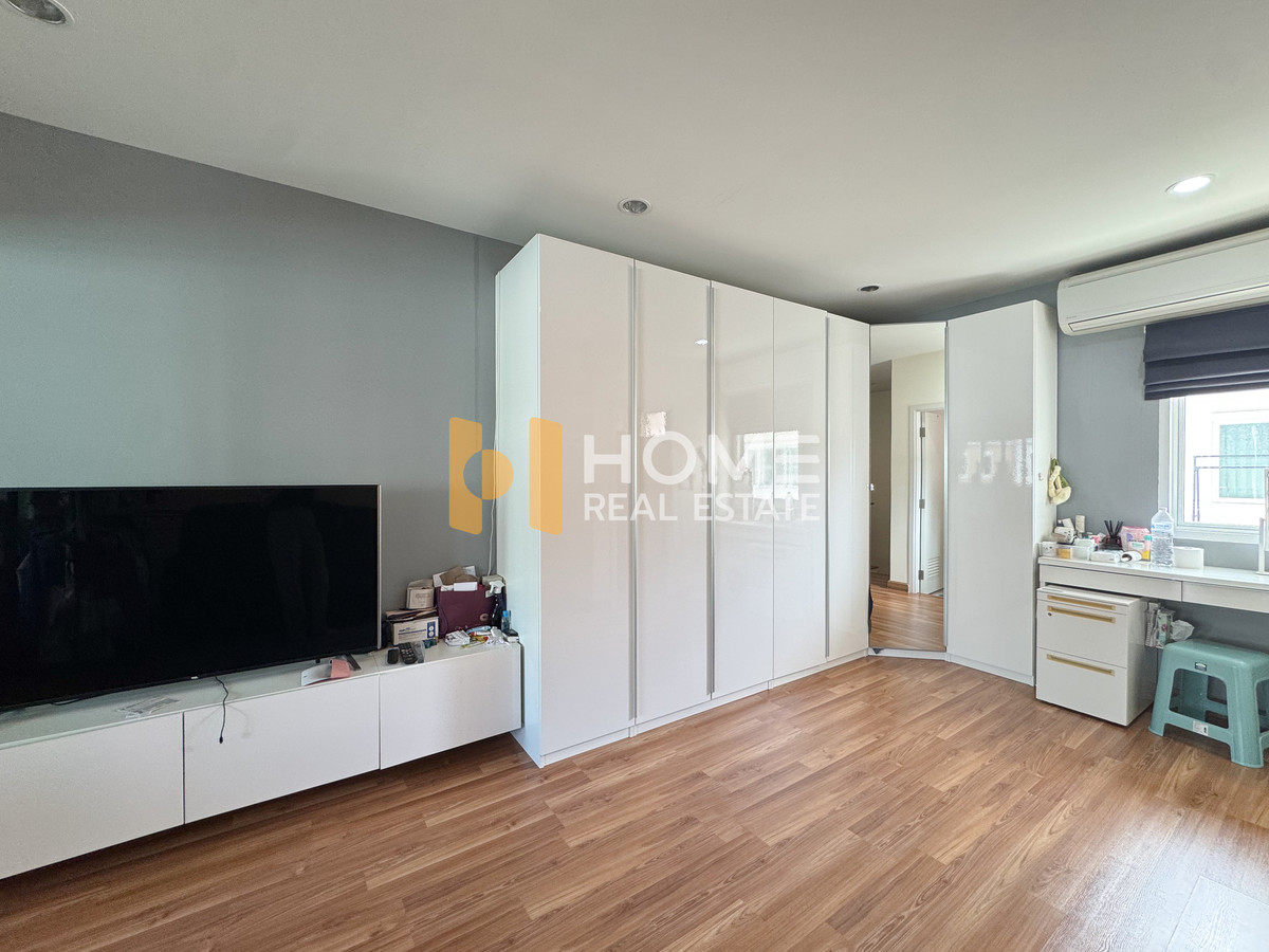 ขายทาวน์โฮมพัฒนาการ ศรีนครินทร์ : ราคาดีสุดในโครงการ ฟังก์ชันครบ พร้อมอยู่ ตำแหน่งดีใกล้สวน✨ วิลเลต ซิตี้ พัฒนาการ / 3 ห้องนอน (ขาย), Villette City Pattanakarn / Townhome 3 Bedrooms (FOR SALE) FON179