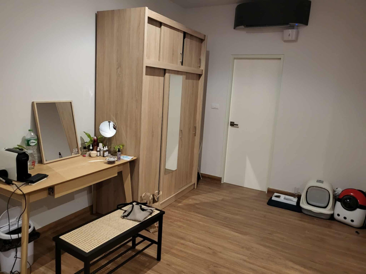 ให้เช่าทาวน์โฮมอ่อนนุช อุดมสุข : ทาวน์เฮ้าส์ให้เช่า ✨ Baan Klang Mueng Sukhumvit-Onnut ✨ 3 ห้องนอน 3 ห้องน้ำ เฟอร์นิเจอร์ และ เครื่องใช้ไฟฟ้าครบ 