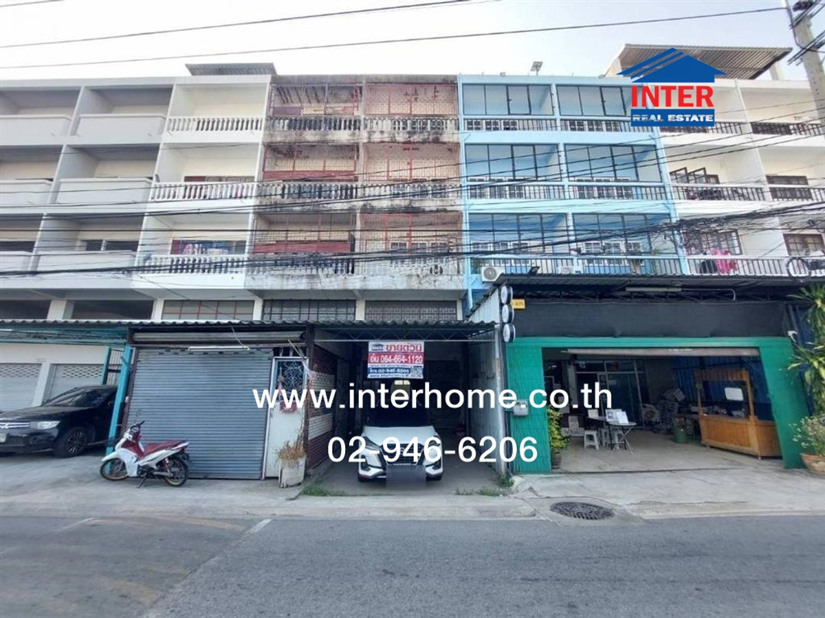 Commercial building 4.5 floors, 24 sq m. Commercial building, Thepharak Road, near BTS Thipphawan Station, Soi Mo Sanoen, Theparak Road, Srinakarin Road. Mueang Samut Prakan, Samut Prakan Loading...