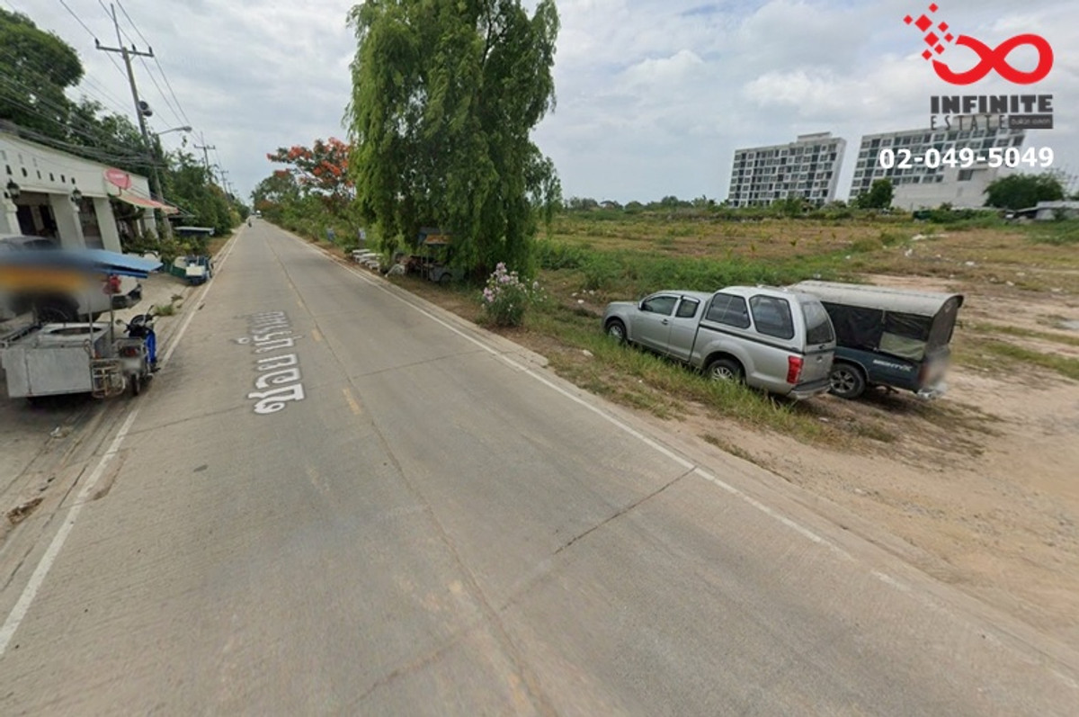 Land for sale, 18 rai 326 sq m., next to Petchkasem Road, near Cha-am Beach, Phetchaburi. Loading...