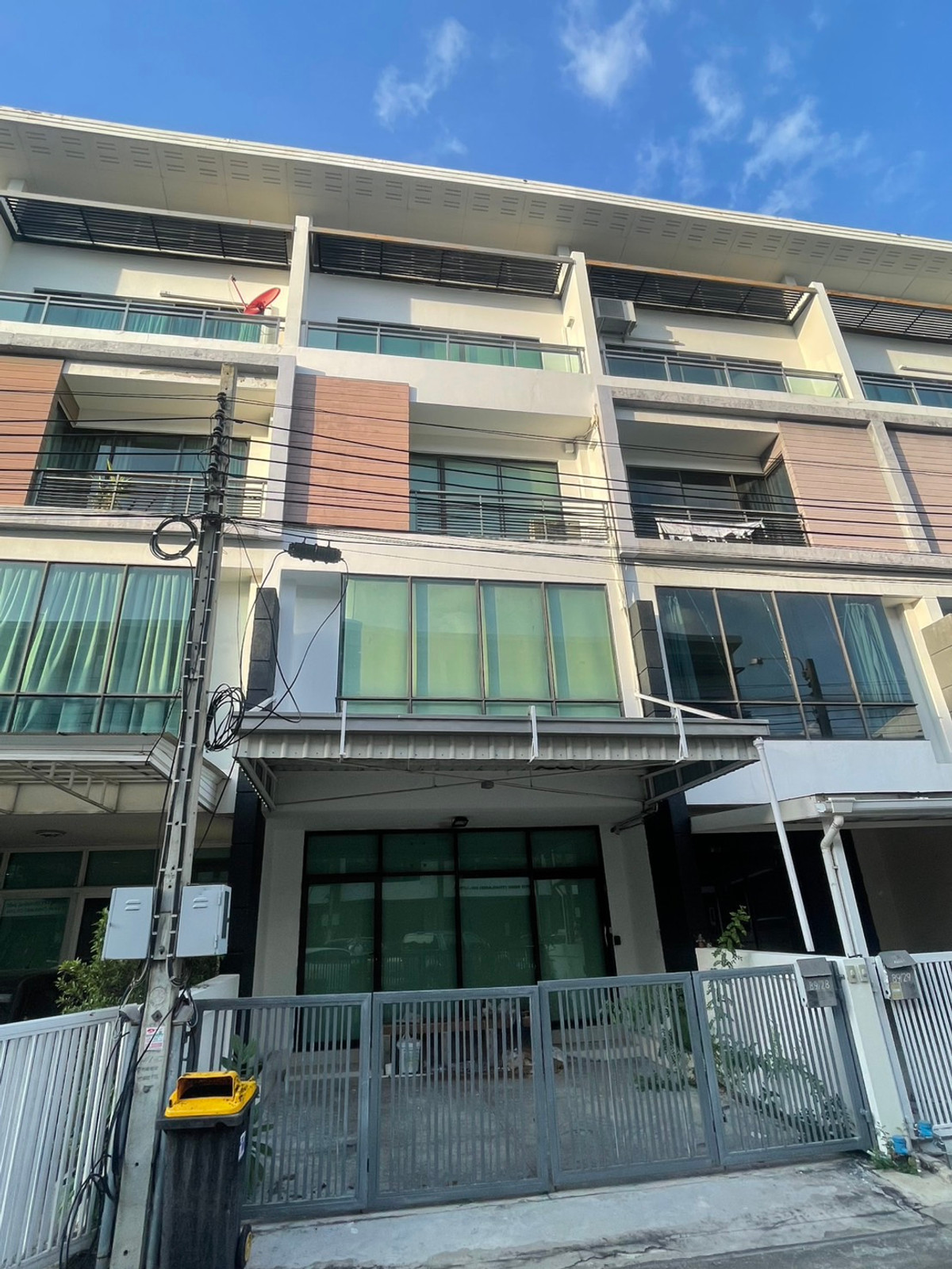 ให้เช่าโฮมออฟฟิศบางนา แบริ่ง ลาซาล : ให้เช่าออฟฟิศ Enterprize Park บางนา กม.5