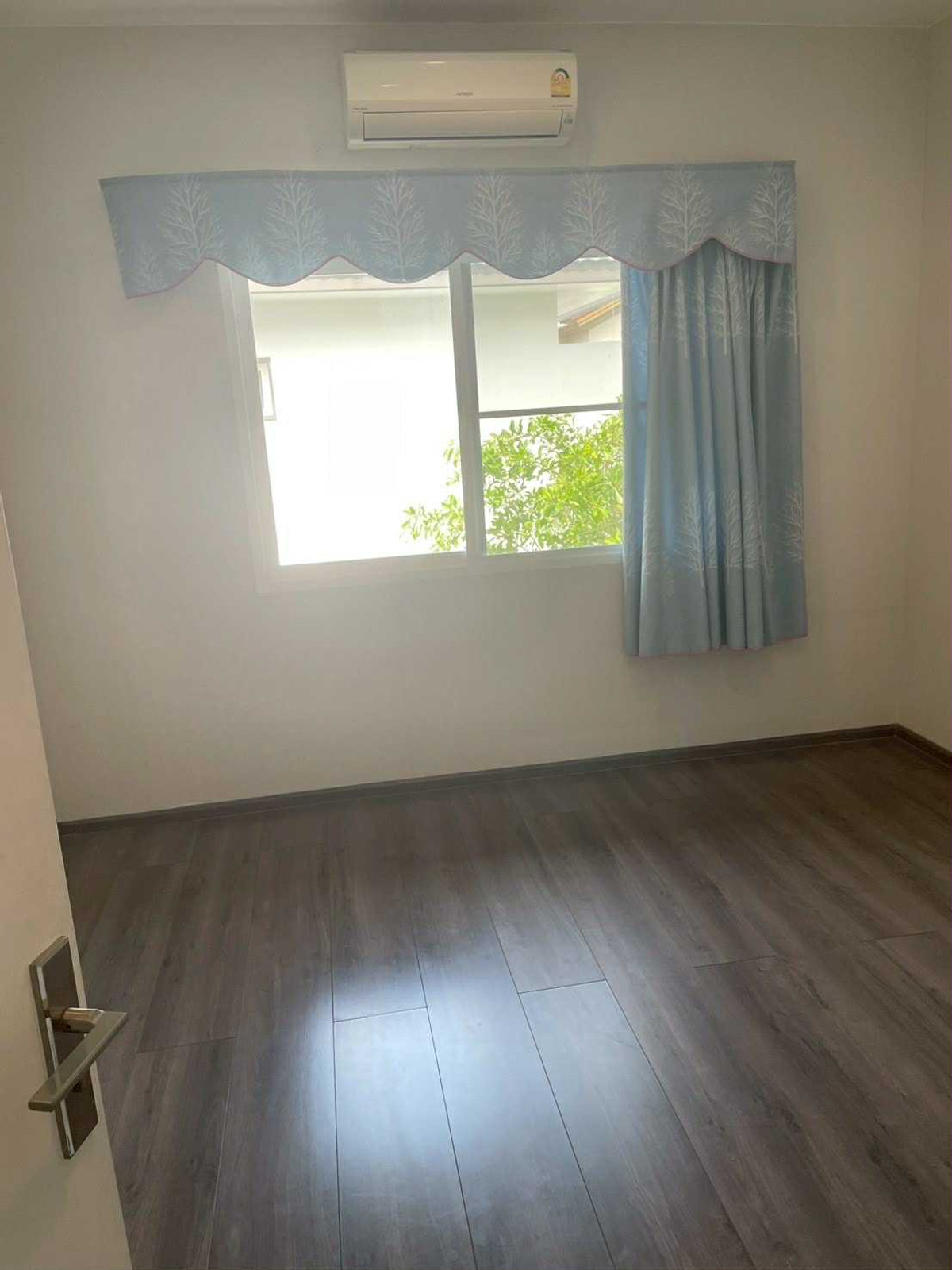 For SaleHouseBangna, Bearing, Lasalle : 122.8 sq m, 4 bedrooms, 5 bathrooms, 2-story detached house, Manthana 2, Bangna Km 7.