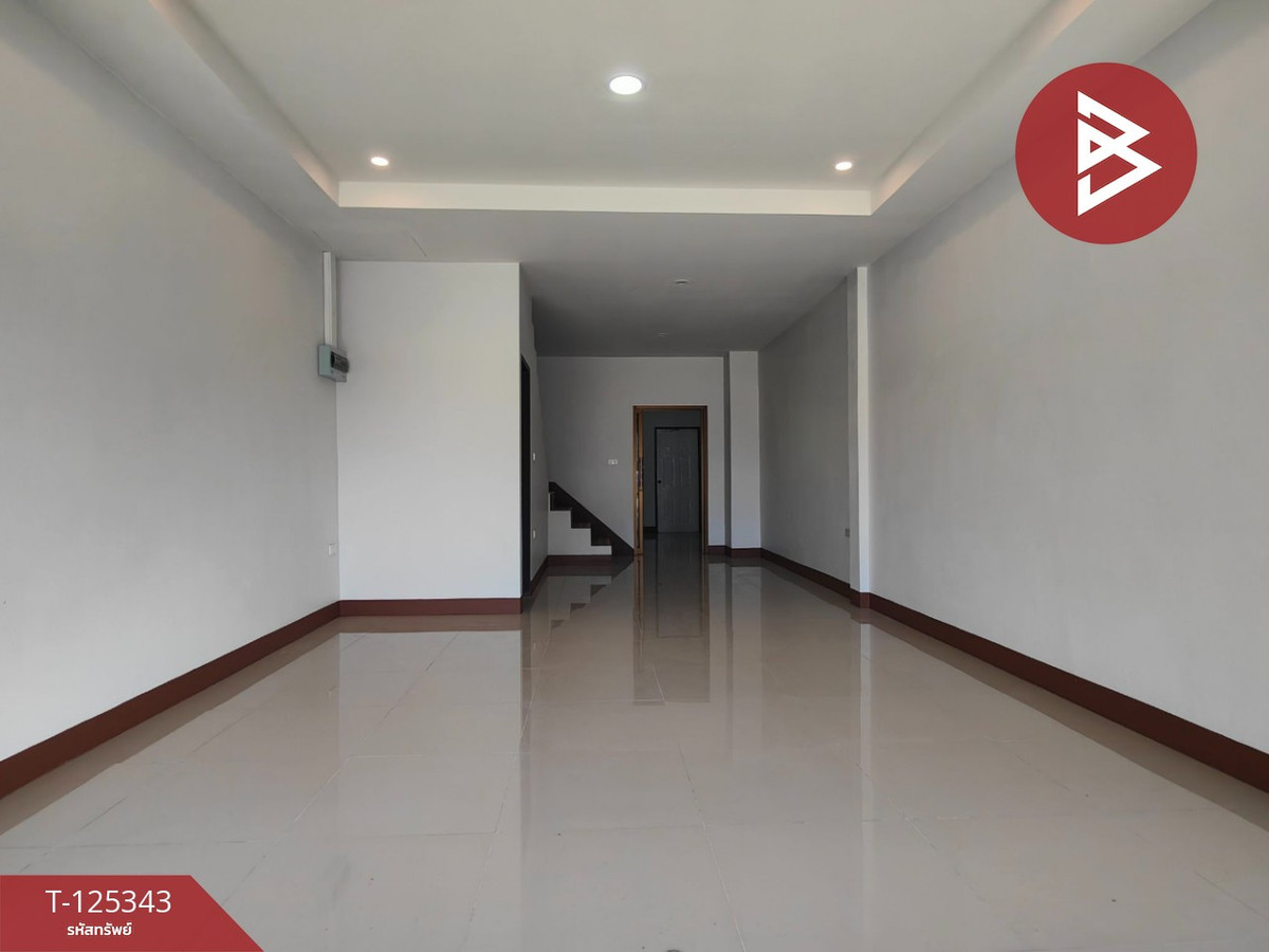 ขายอาคารพาณิชย์ 2 ชั้น เนื้อที่ 22 ตร.วา หนองแค สระบุรี Loading...