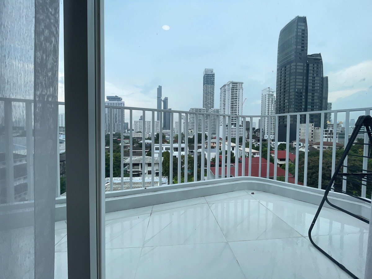 ขายคอนโดสุขุมวิท อโศก ทองหล่อ : ขายคอนโด Chewathai Residence Thonglor ทำเลทองหล่อ 20 เดินถึงได้ทั้งเอกมัย-ทองหล่อ เงียบสงบ เป็นส่วนตัว พร้อมอยู่ Fully Fitted พร้อมเฟอร์ฯ เครื่องใช้ไฟฟ้า ครบ