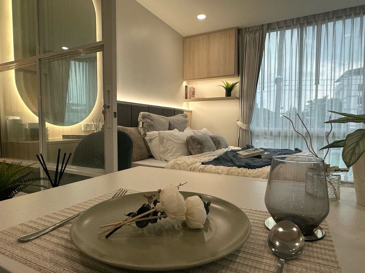 For SaleCondoPattanakan, Srinakarin : Urgent sale ✨ The IRIS Rama 9 - Srinakarin ✨ Fully furnished, near MRT Lam Sali Intersection and Airport Rail Link Hua Mak