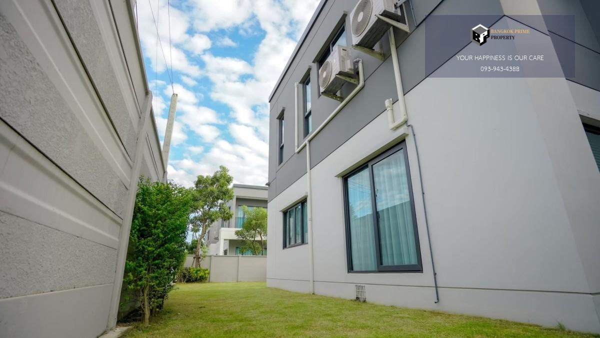 For RentHouseBangna, Bearing, Lasalle : Centro Bangna | Corner detached house, north face, peaceful village, convenient entry and exit on many routes 🏡 #2025101812428